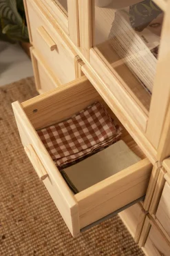 Muebles LUFE Vitrinas^AIKA vitrina con 3 cajones 78x183