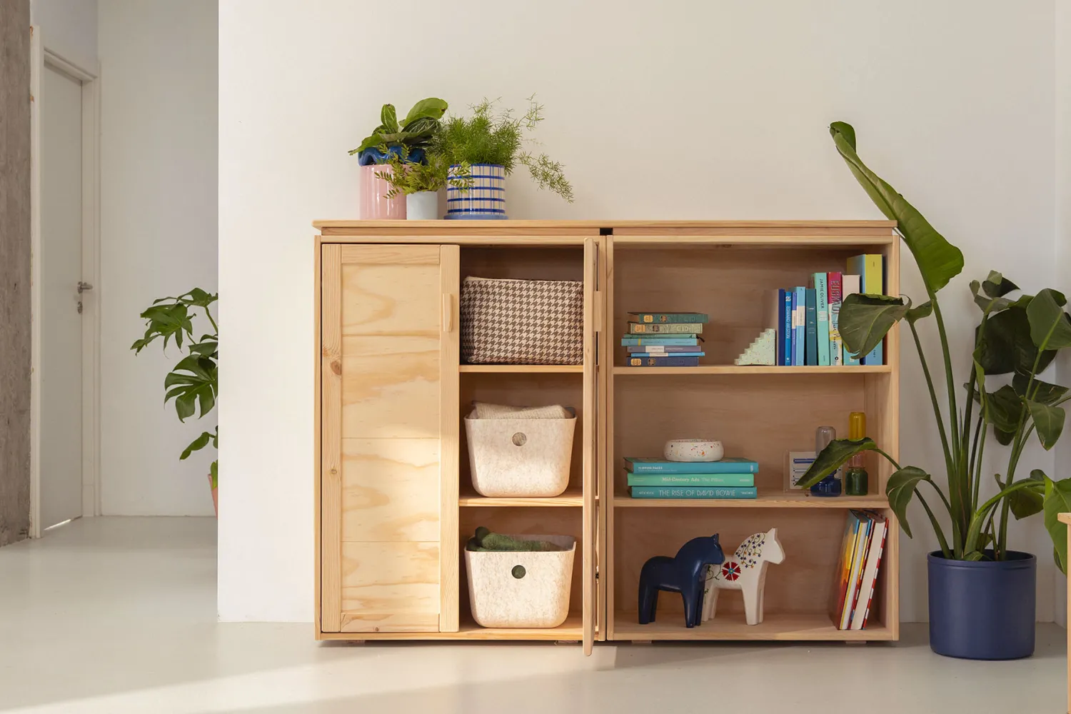 Muebles LUFE Armarios Y Alacenas|Aparadores Y Consolas^LIBE aparador con estantería 157x115