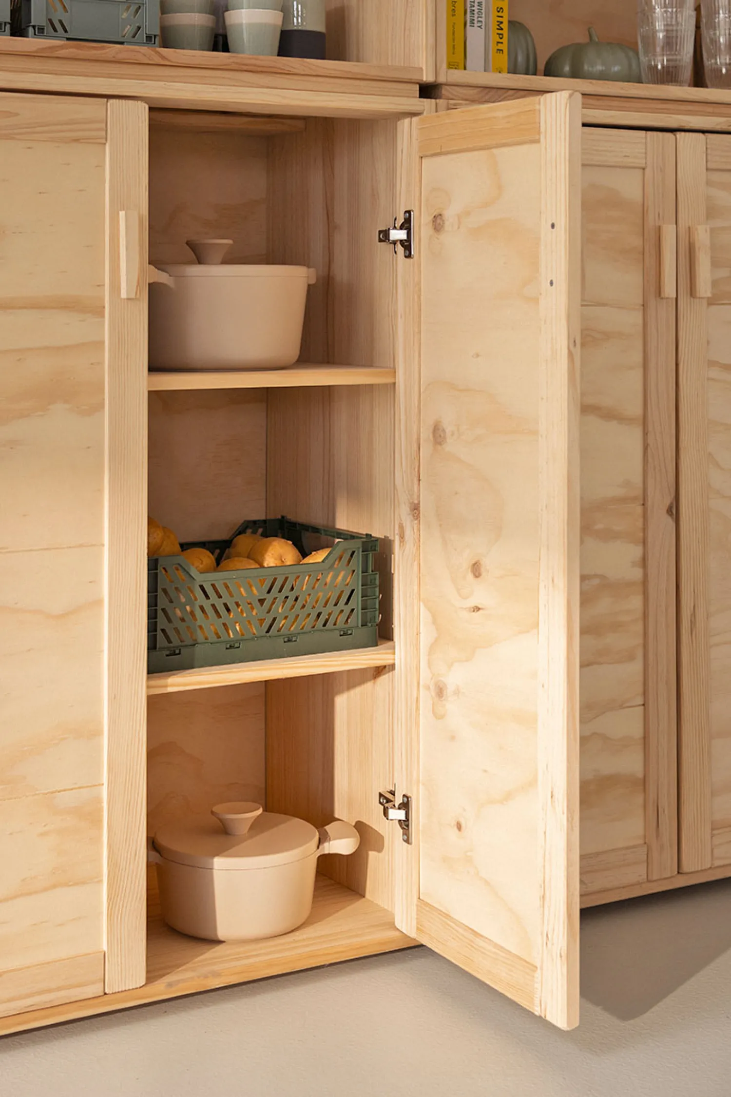 Muebles LUFE Estanterías Con Almacenaje|Estanterías Con Almacenaje^LIBE armario alacena 157x226