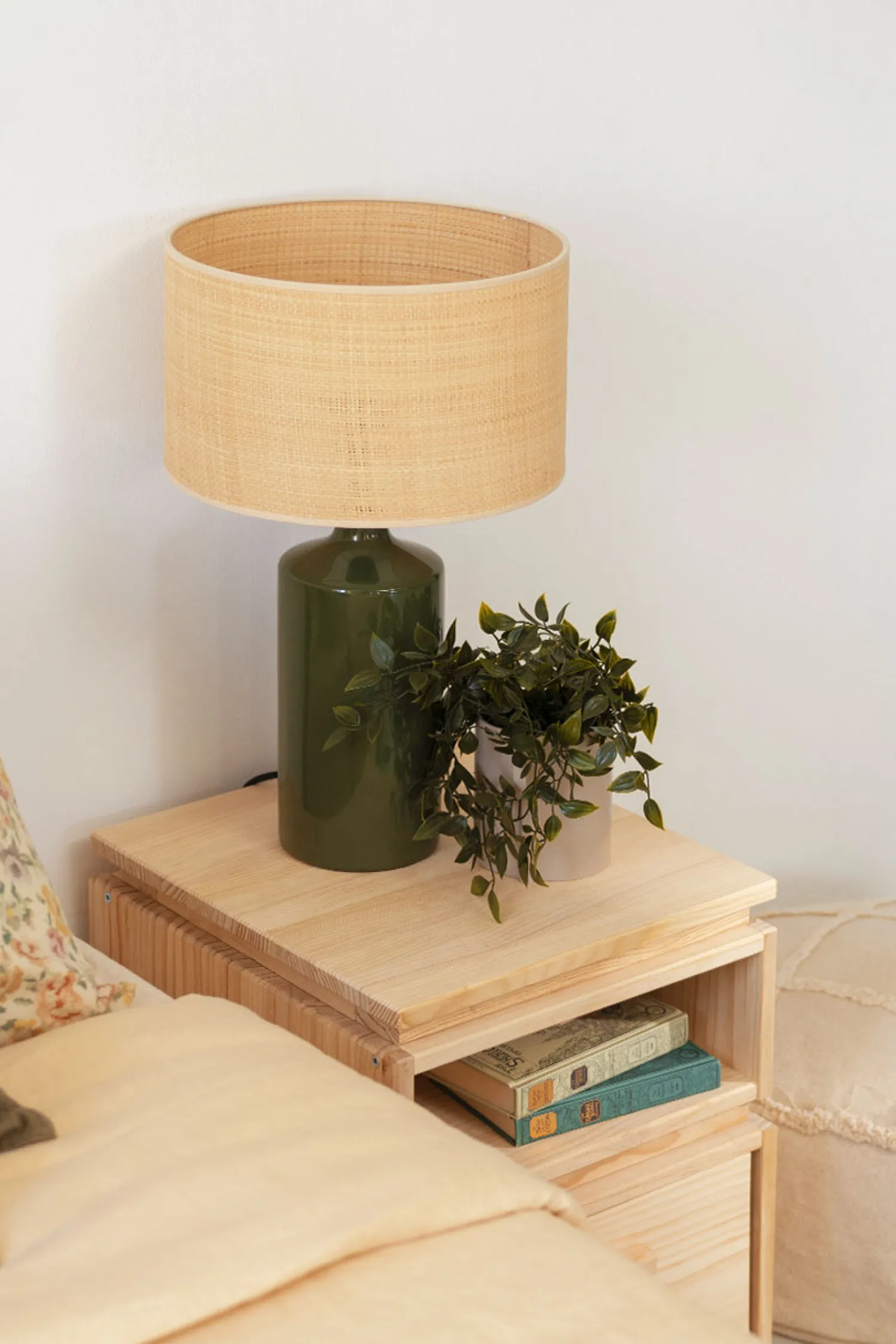 Muebles LUFE Mesitas De Noche|Mesitas De Noche^LIBE mesita de noche con hueco y cajón 39x49