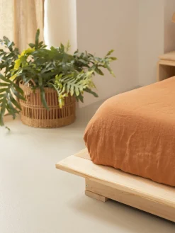 Muebles LUFE Camas De Suelo Y Tatamis|Camas 140^LUR cama tatami con mesitas y cabecero de pared 140