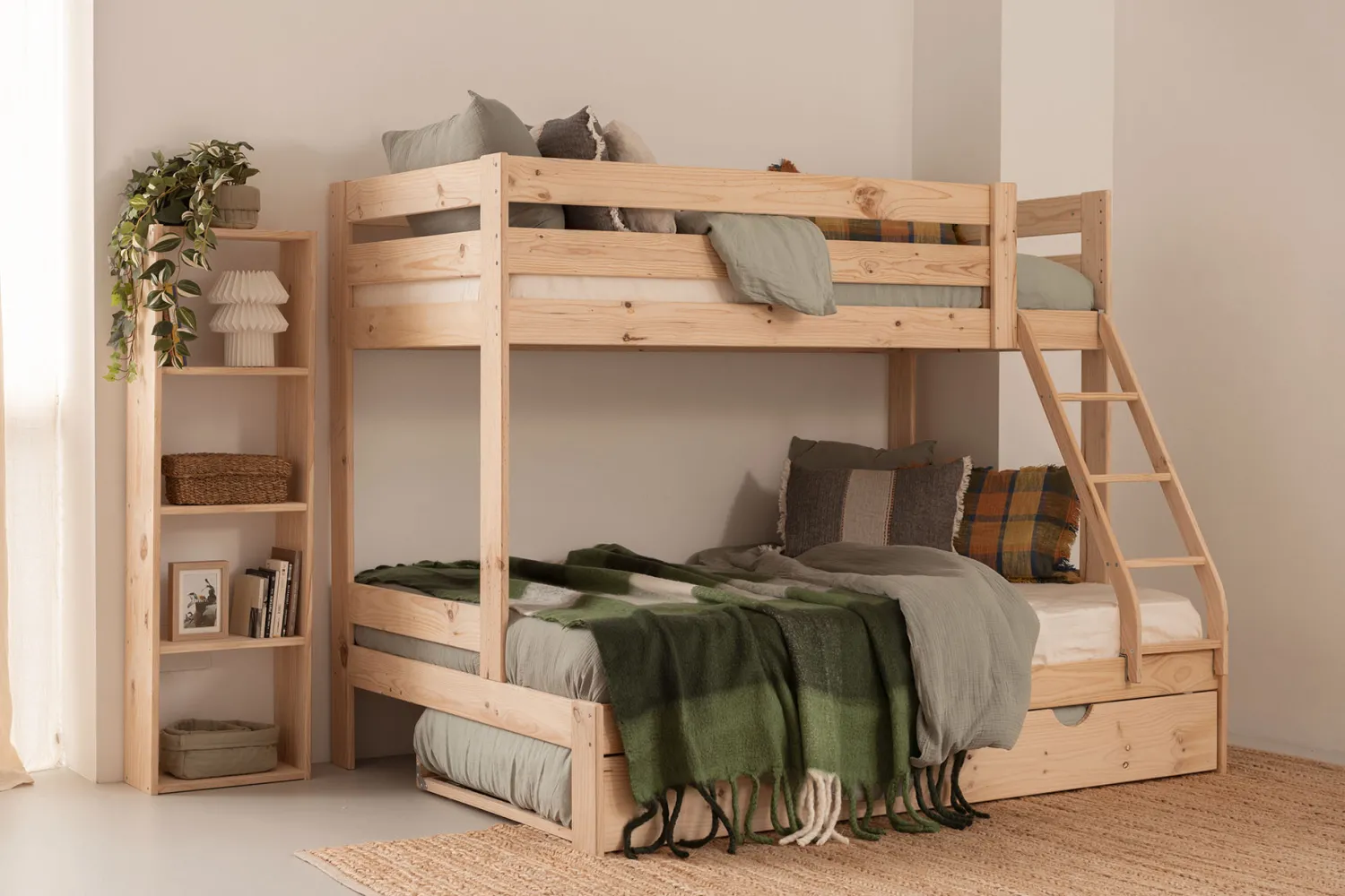 Muebles LUFE Literas Triples^TRIOLO litera triple 135 con nido